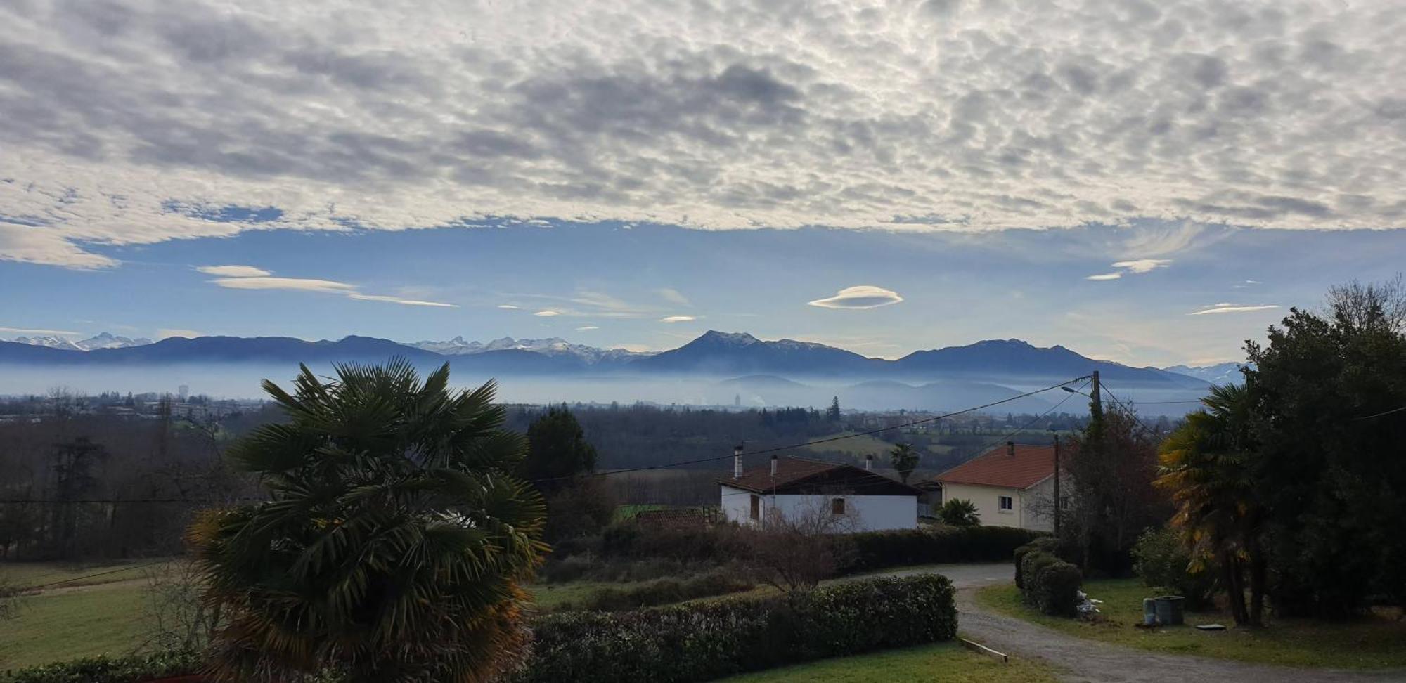 Pyrenees Vue Gite - Vues Fantastique, Parking Gratuit Sur Place & Piscine Saint Gaudens Exterior photo